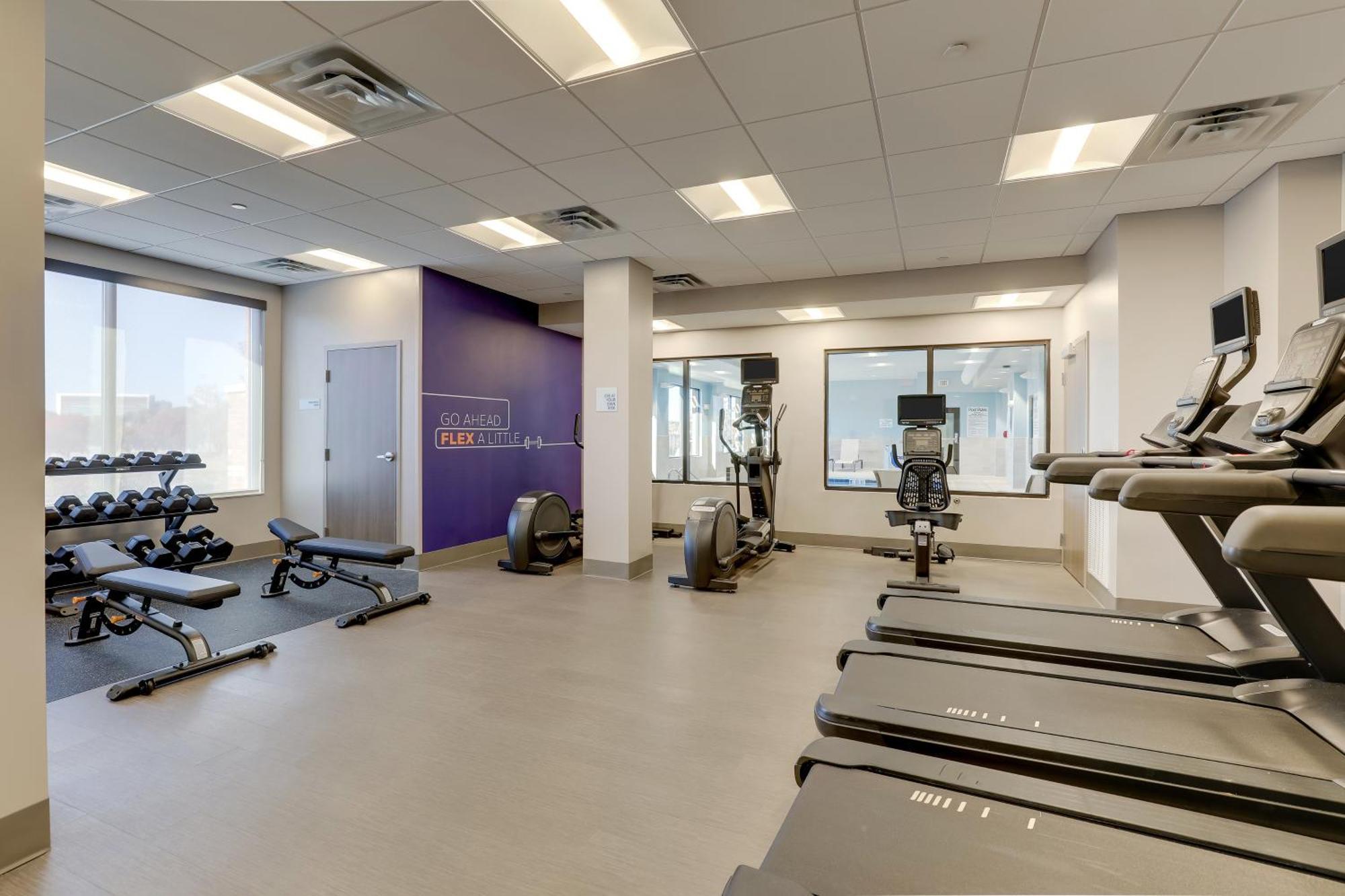 Holiday Inn Express Holly Springs - Raleigh Area By Ihg Ngoại thất bức ảnh