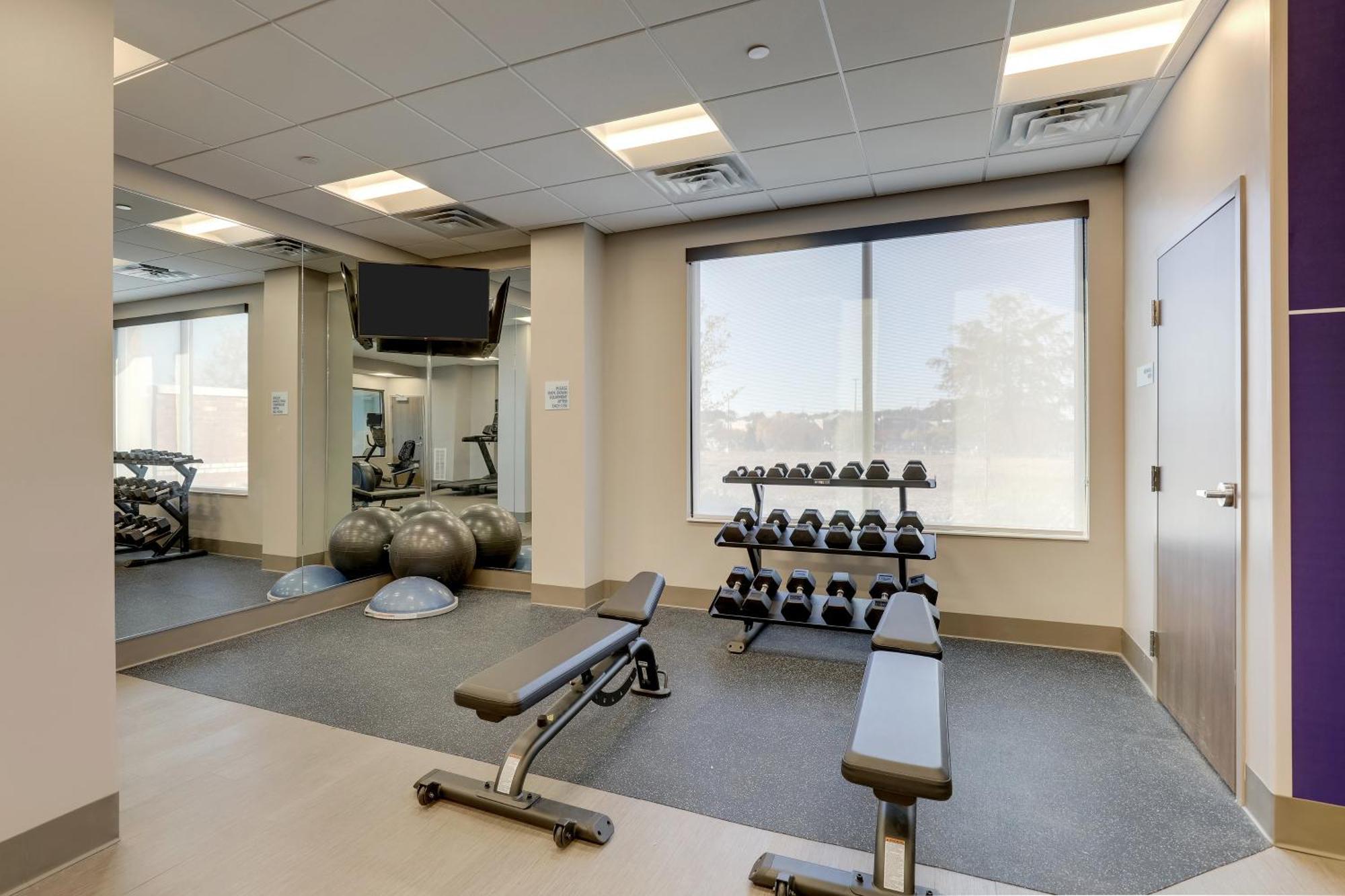 Holiday Inn Express Holly Springs - Raleigh Area By Ihg Ngoại thất bức ảnh