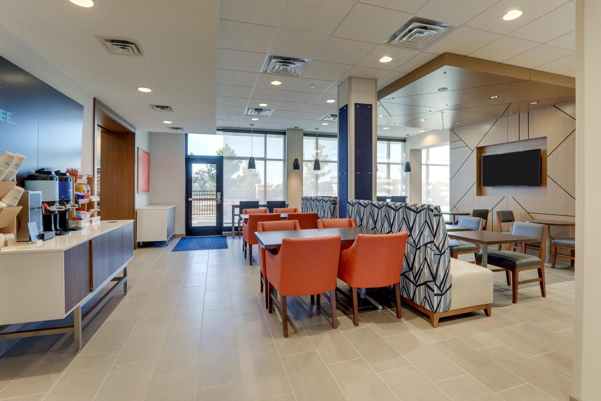 Holiday Inn Express Holly Springs - Raleigh Area By Ihg Ngoại thất bức ảnh